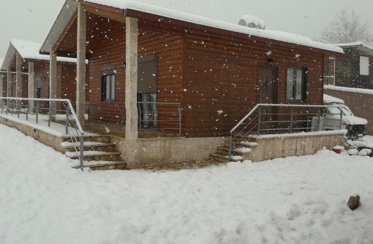 Agios Dimitrios  Kedros Chalet الغرفة الصورة
